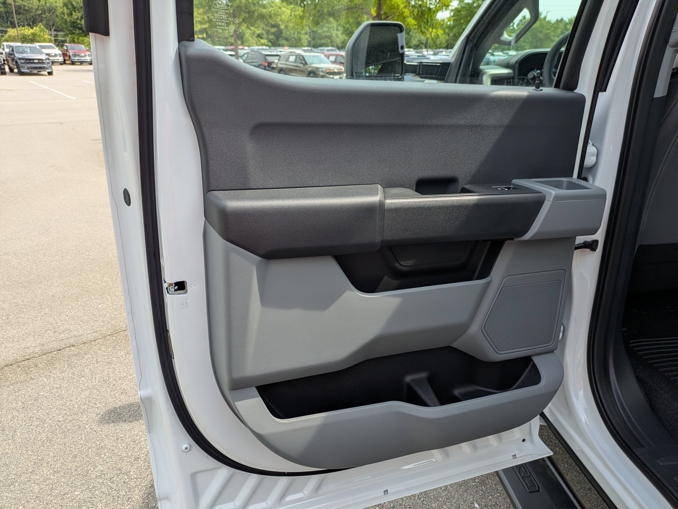 2026 Ford Super Duty F-350 DRW XL