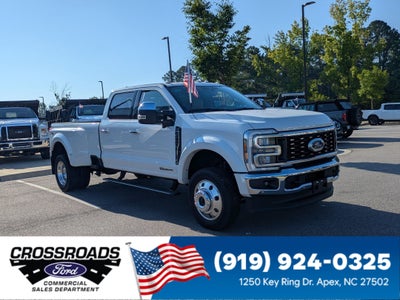 2026 Ford Super Duty F-450 DRW LARIAT