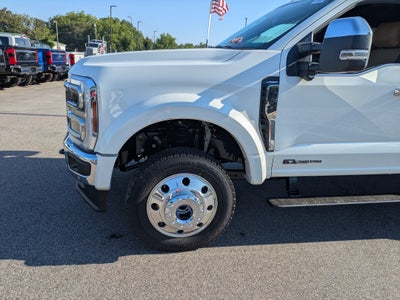 2026 Ford Super Duty F-450 DRW LARIAT