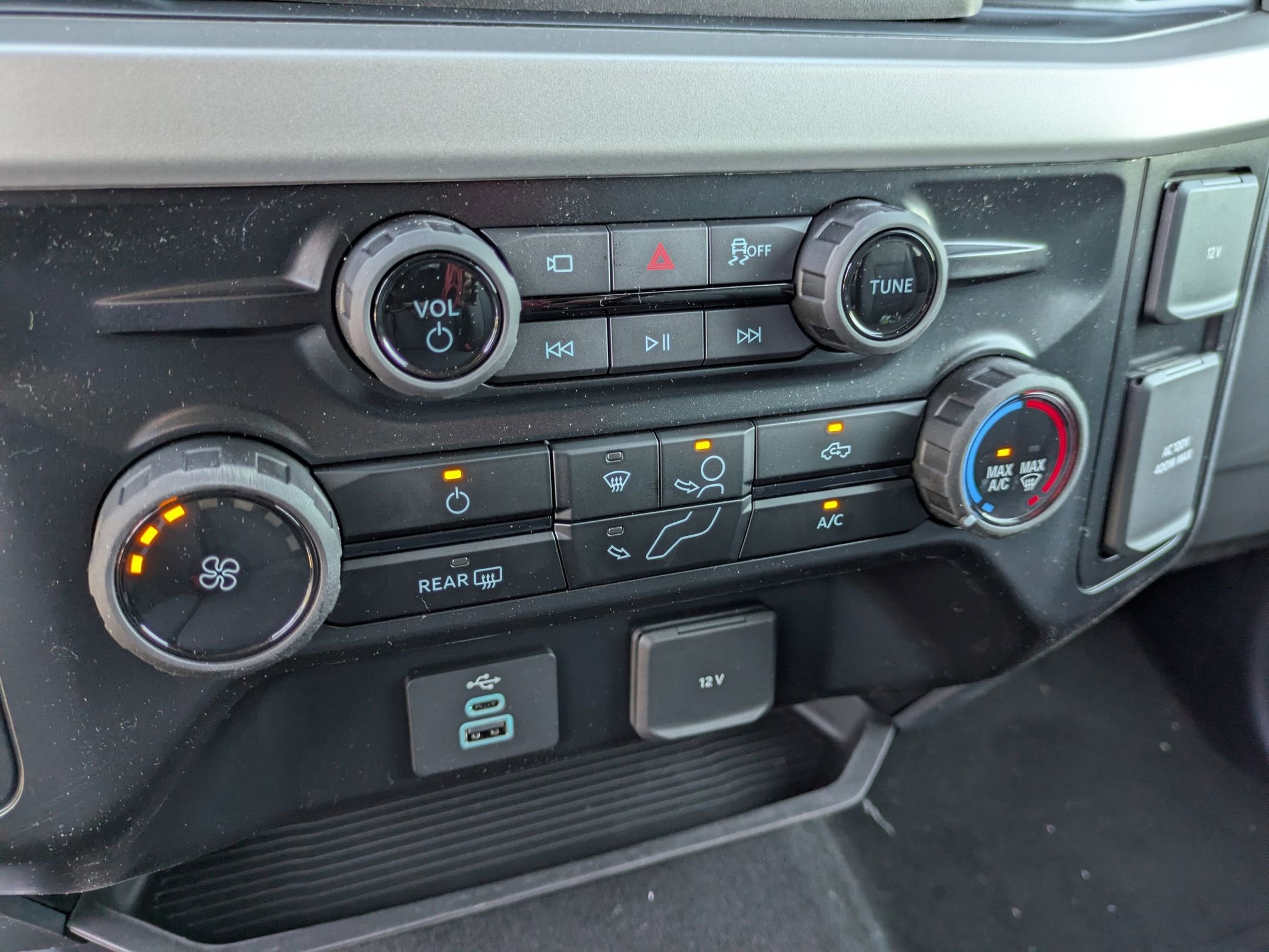 2026 Ford Super Duty F-450 DRW XLT
