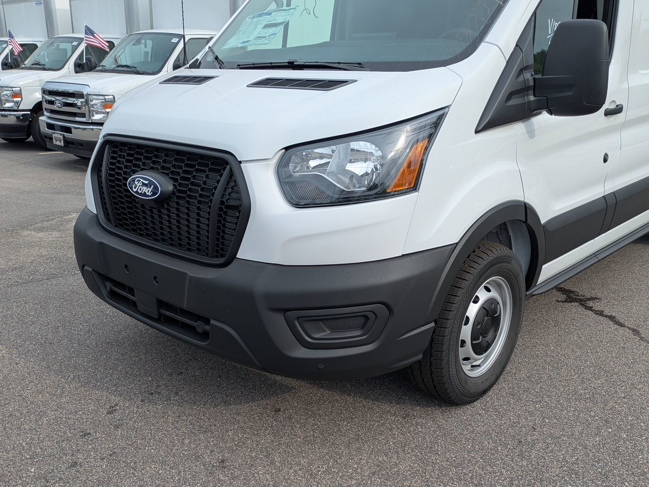2026 Ford Transit Cargo Van Base