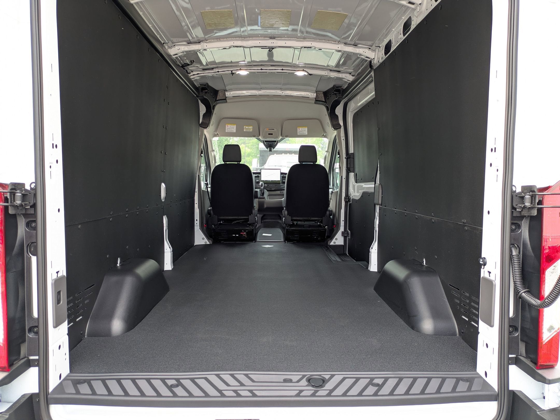 2026 Ford Transit Cargo Van Base