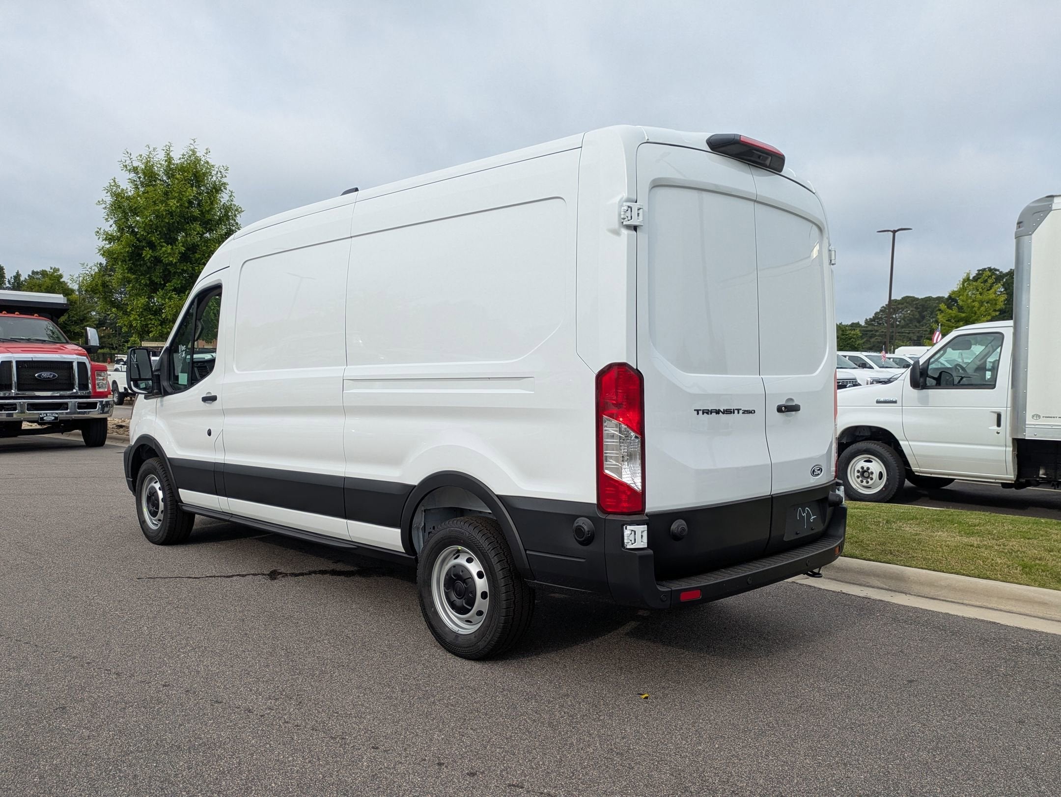 2026 Ford Transit Cargo Van Base