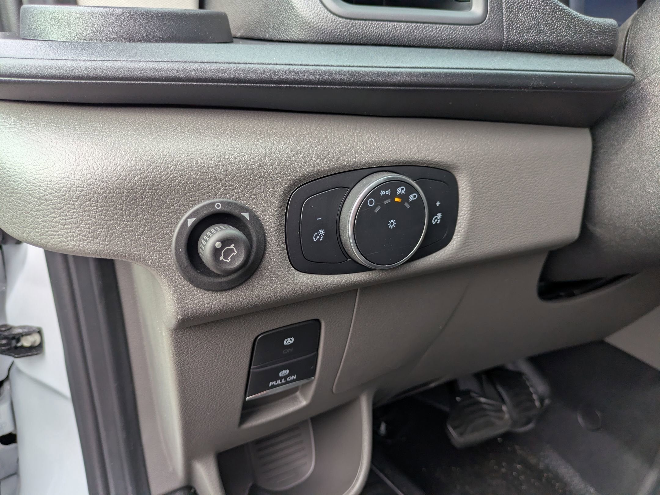 2026 Ford Transit Cargo Van Base