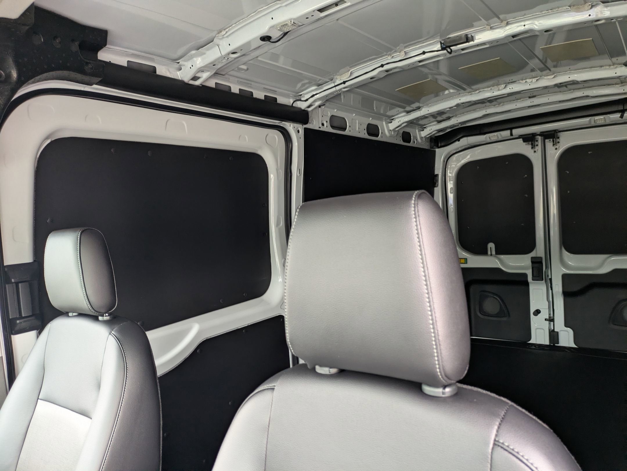 2026 Ford Transit Cargo Van Base