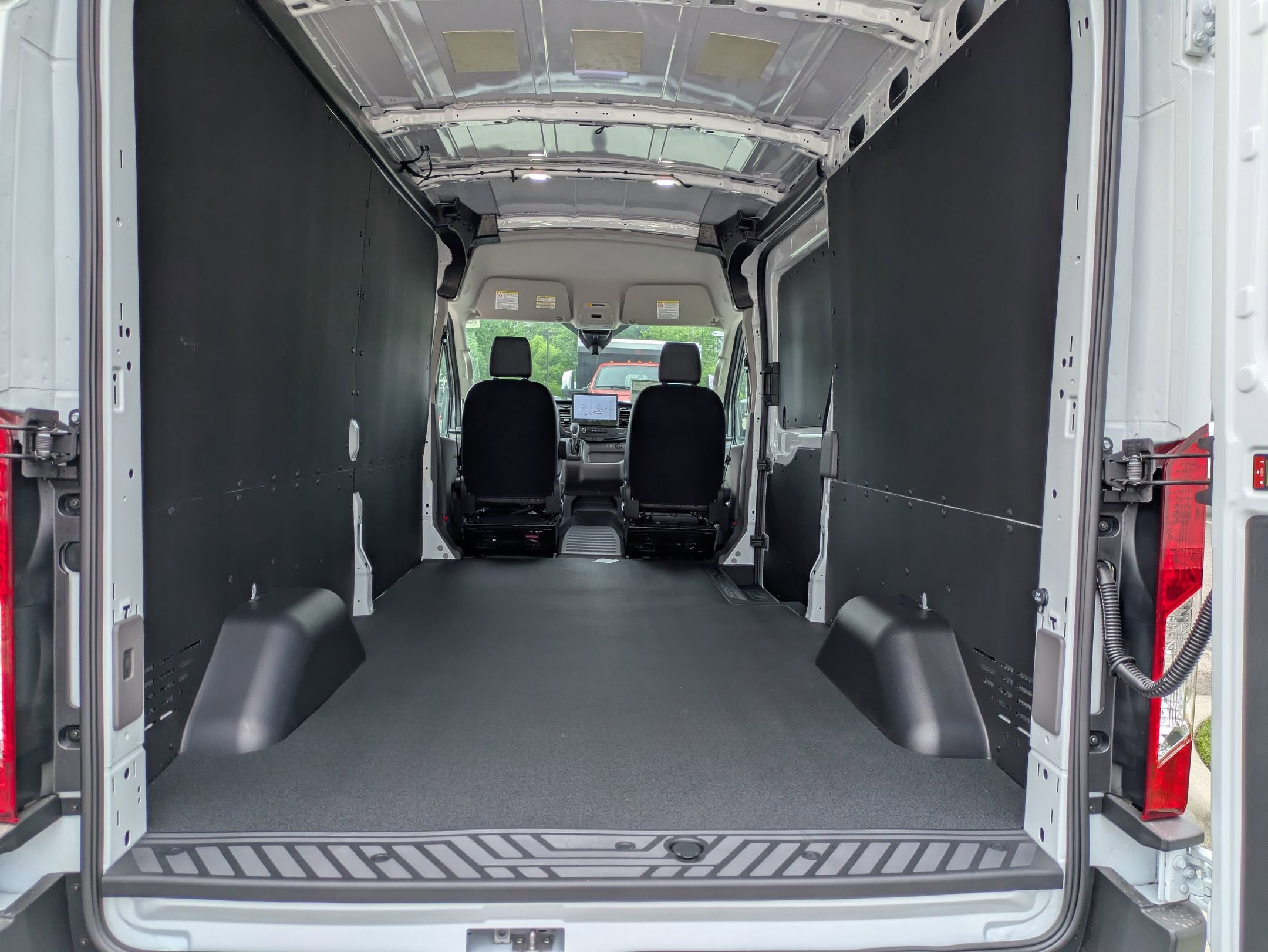 2026 Ford Transit Cargo Van Base