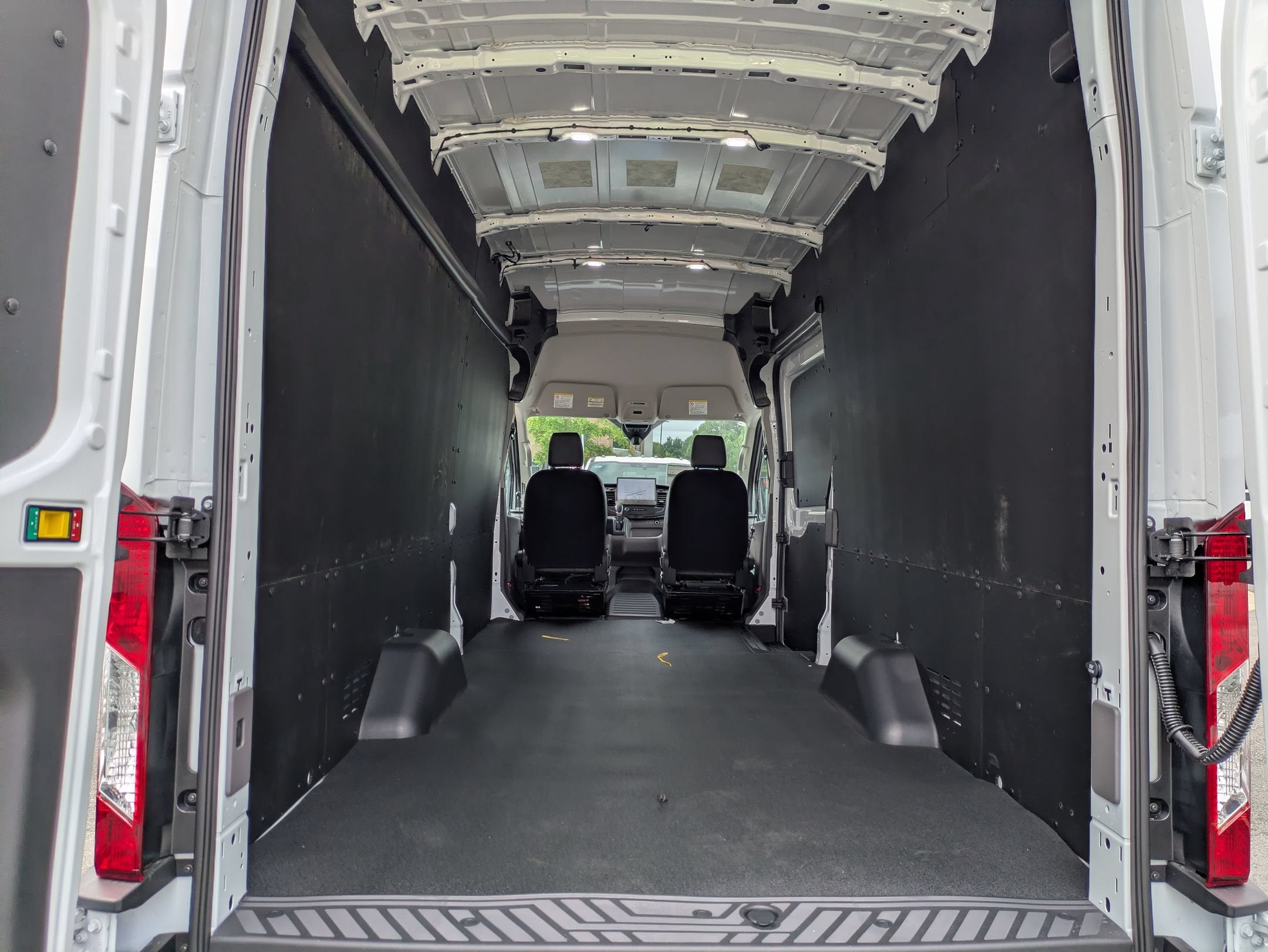 2026 Ford Transit Cargo Van Base