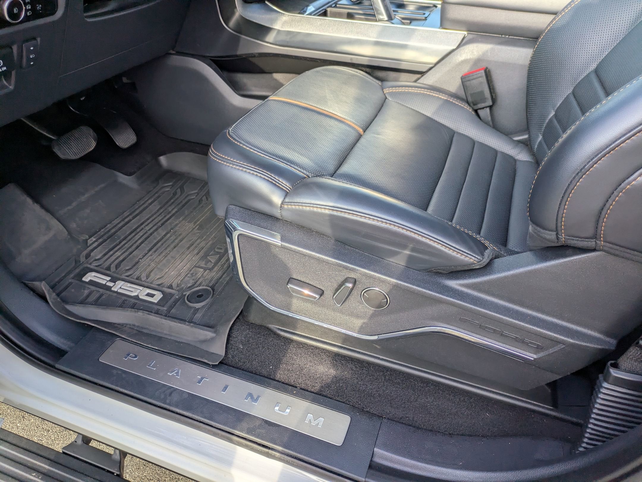 2023 Ford F-150 Platinum