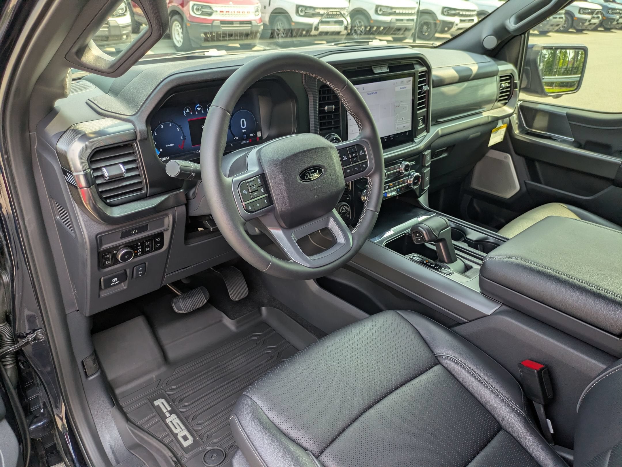 2026 Ford F-150 LARIAT - Crossroads Courtesy Demo
