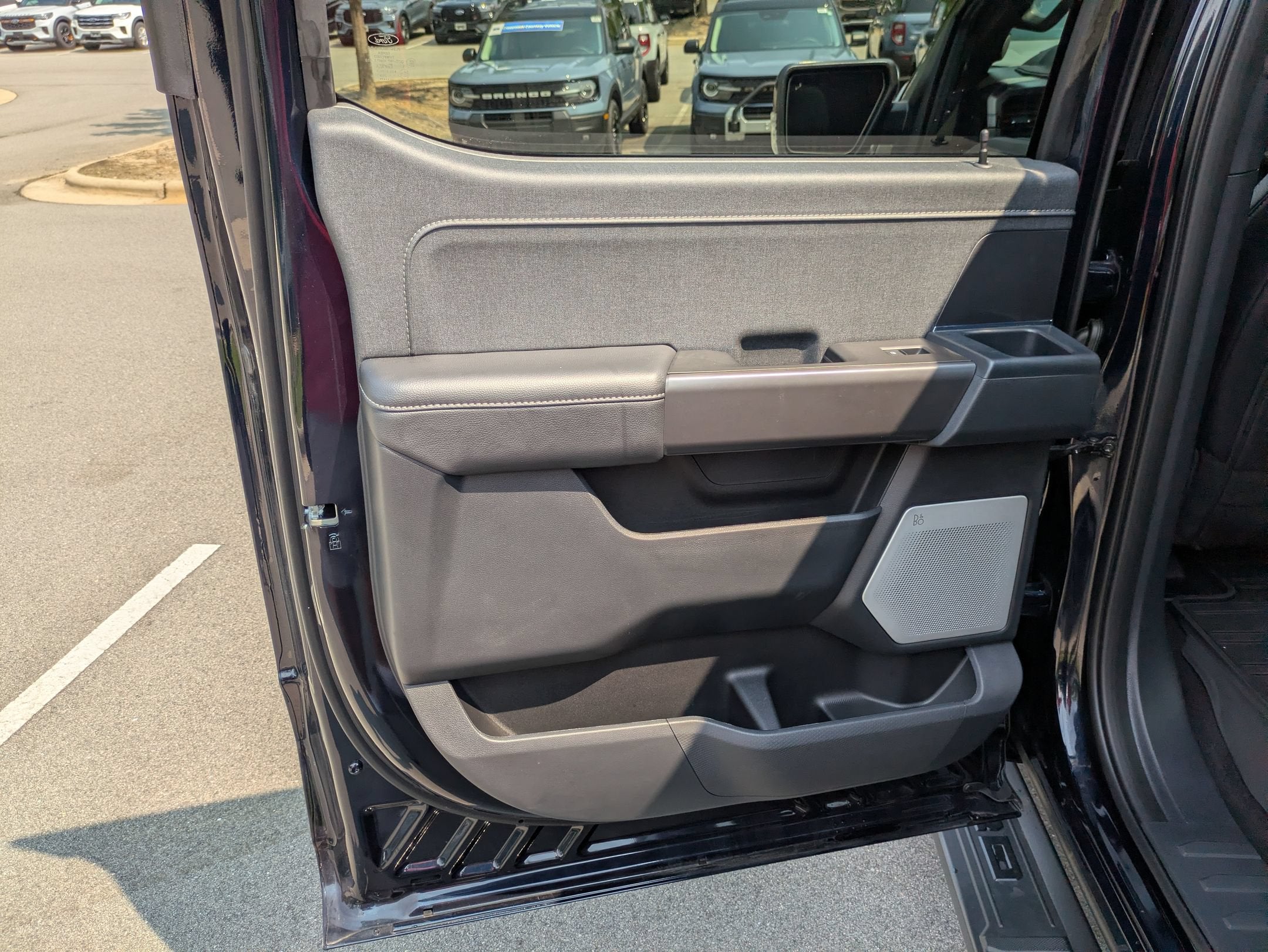2026 Ford F-150 LARIAT - Crossroads Courtesy Demo