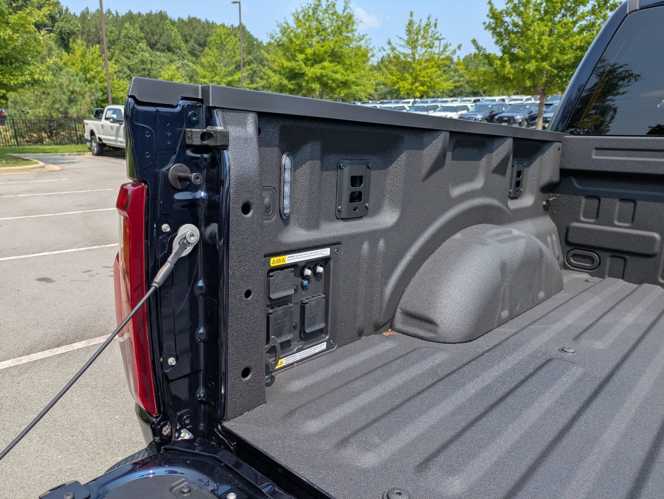 2026 Ford F-150 LARIAT - Crossroads Courtesy Demo
