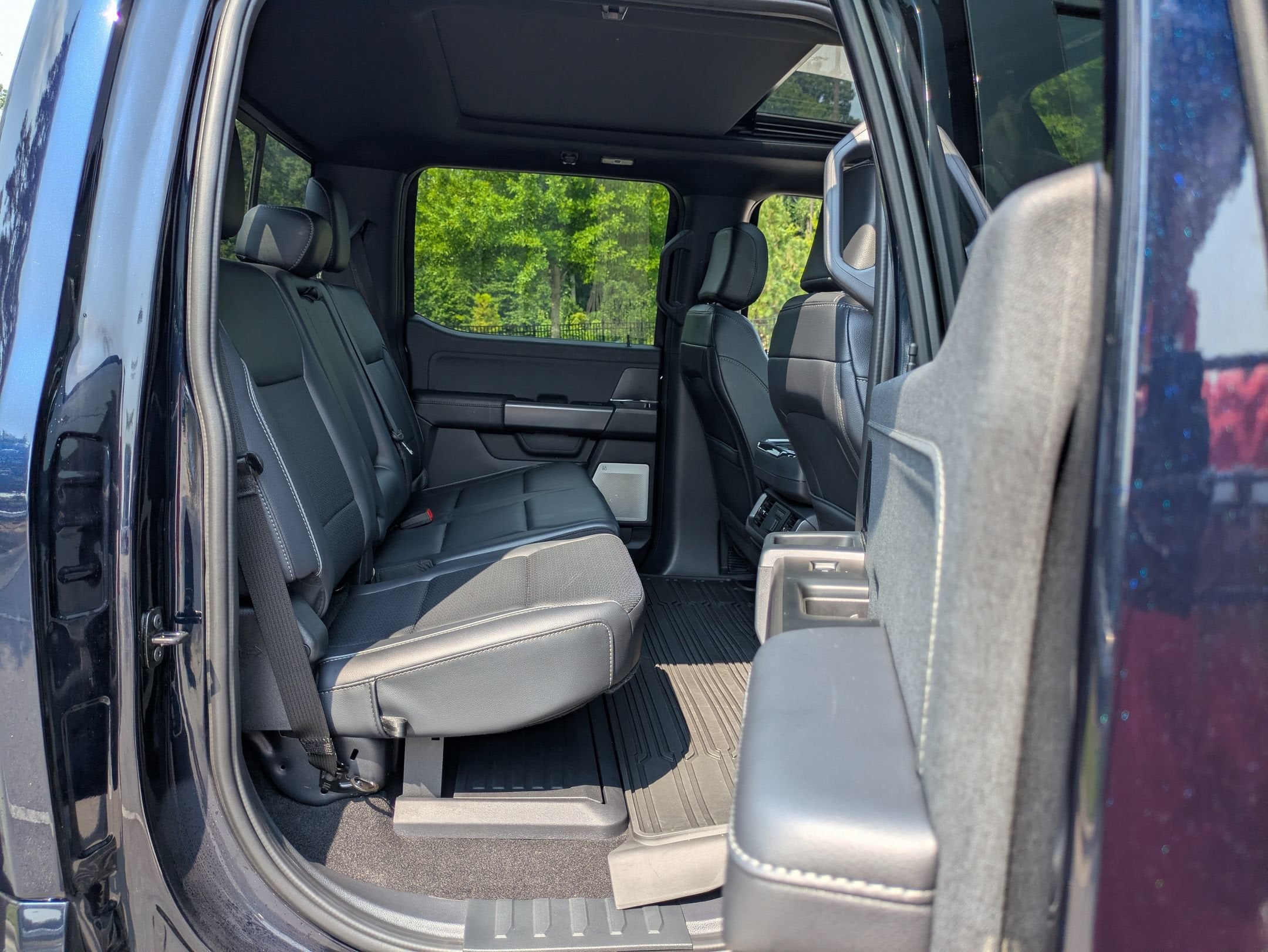 2026 Ford F-150 LARIAT - Crossroads Courtesy Demo