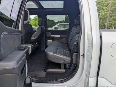 2025 Ford F-150 Platinum