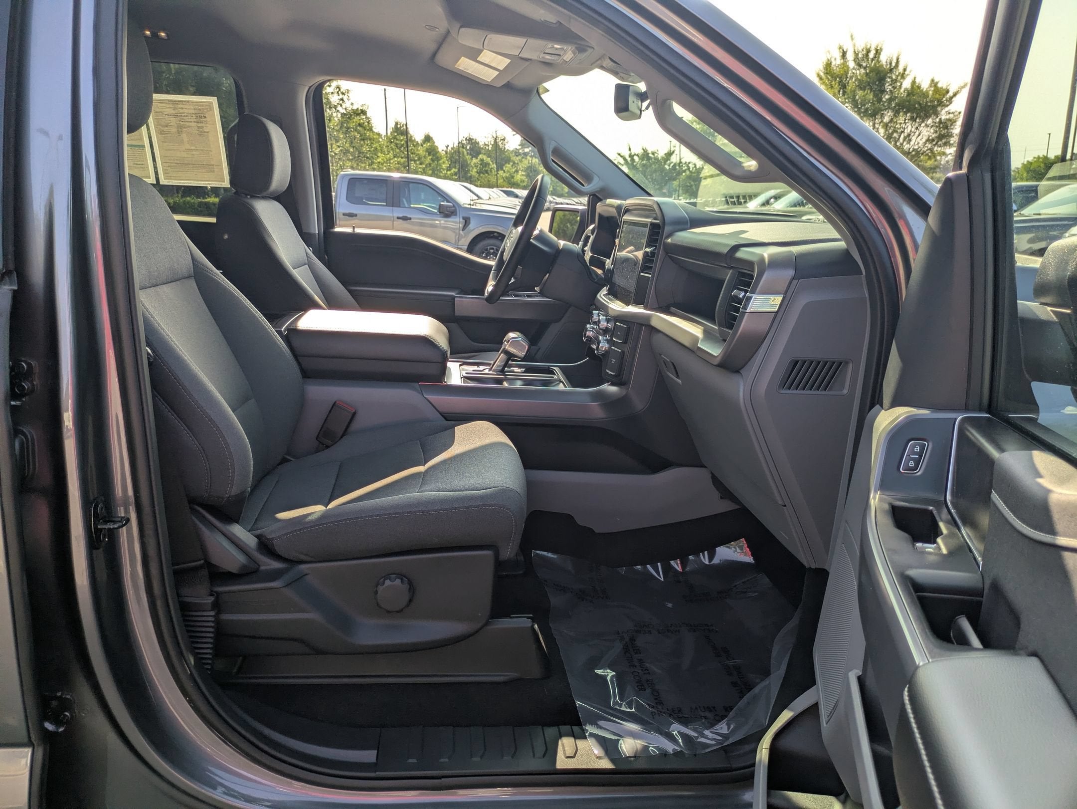 2025 Ford F-150 Lightning XLT