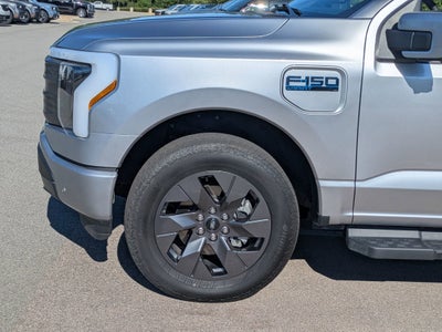 2025 Ford F-150 Lightning LARIAT