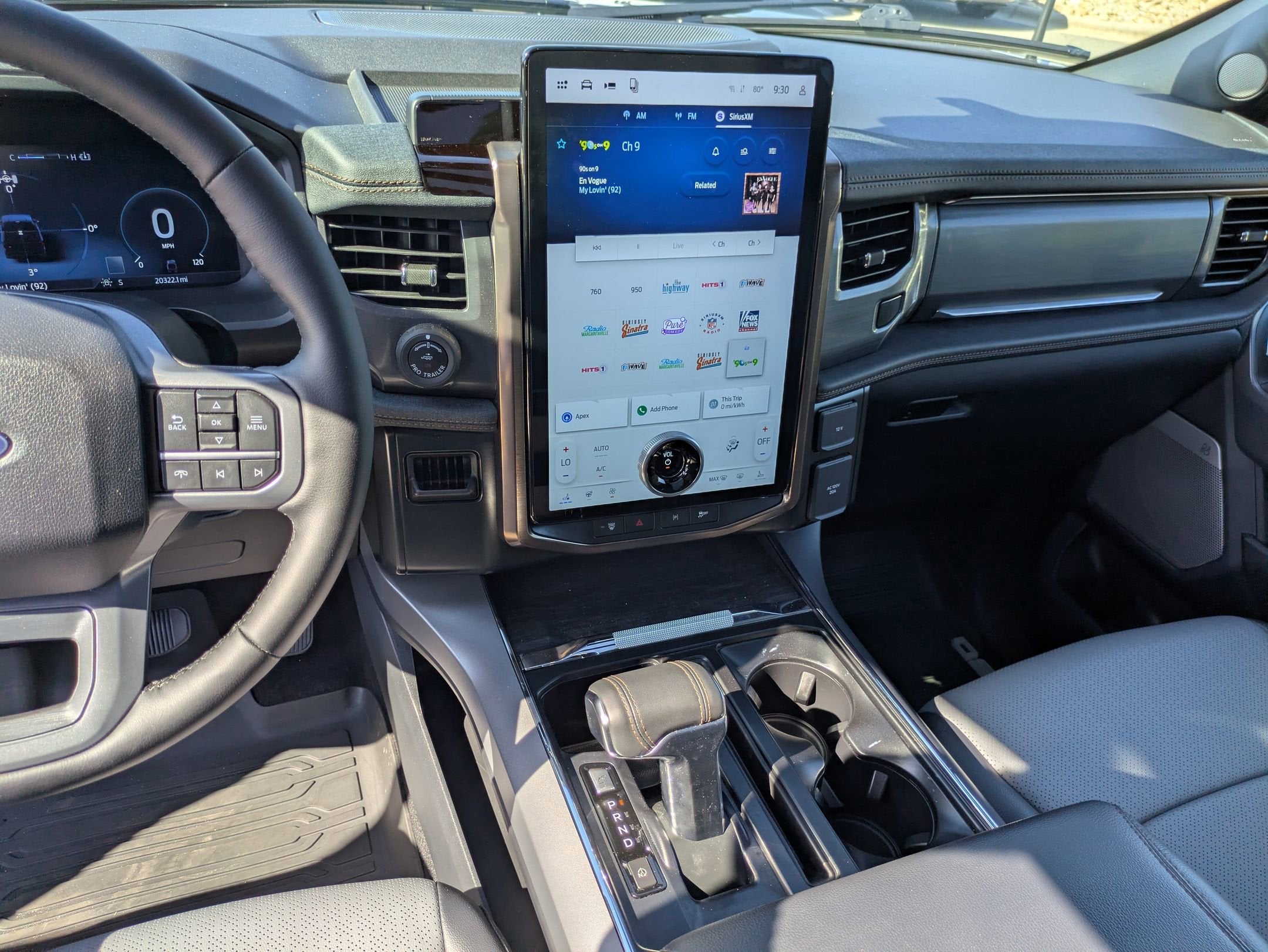 2025 Ford F-150 Lightning LARIAT