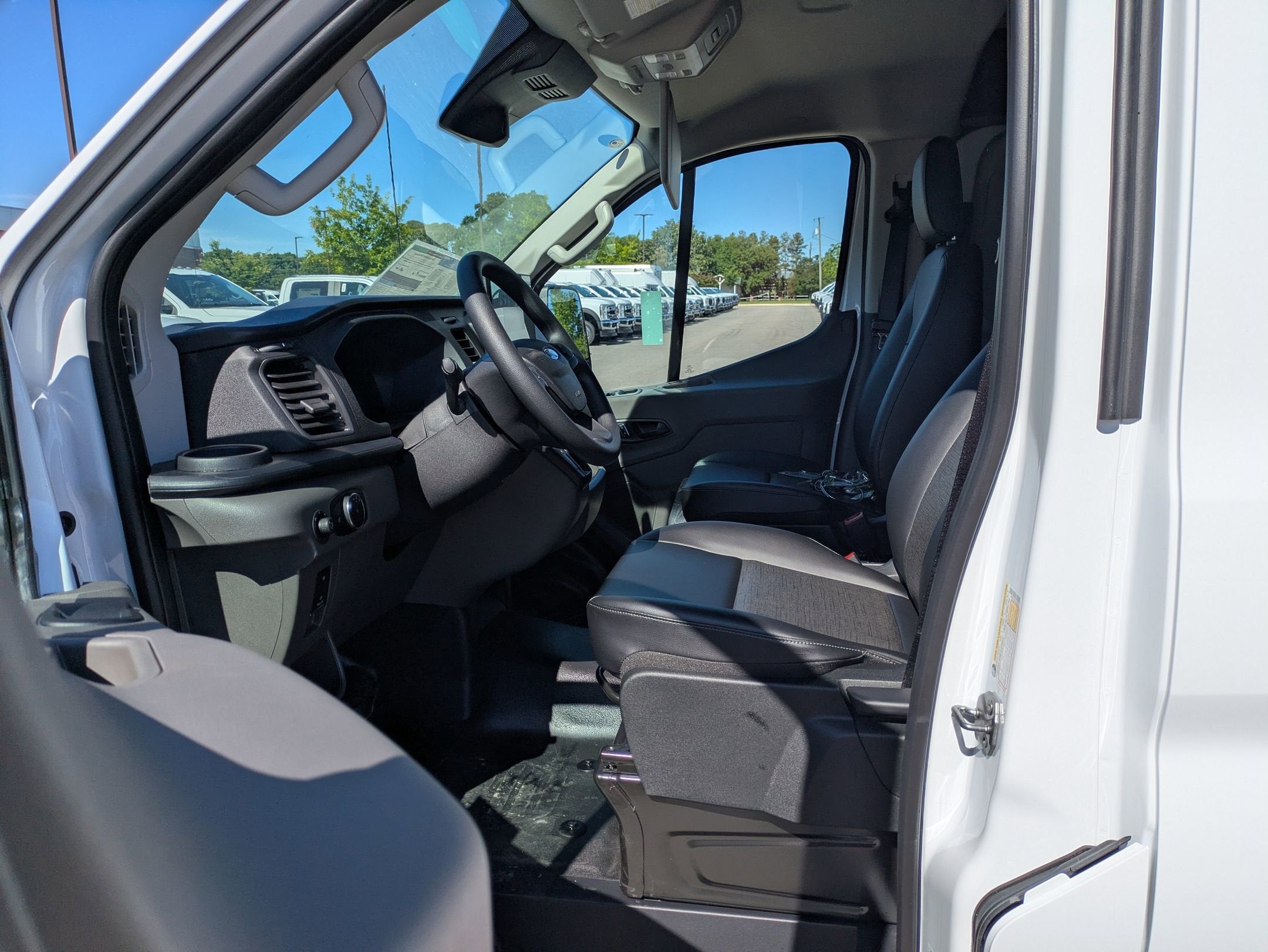 2026 Ford Transit Cargo Van Base