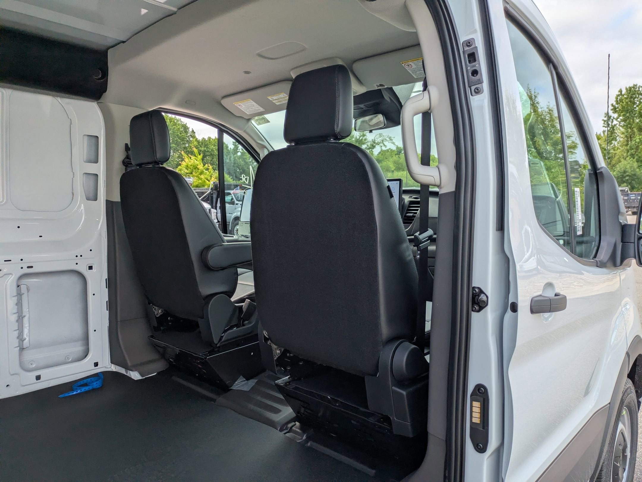 2026 Ford Transit Cargo Van Base
