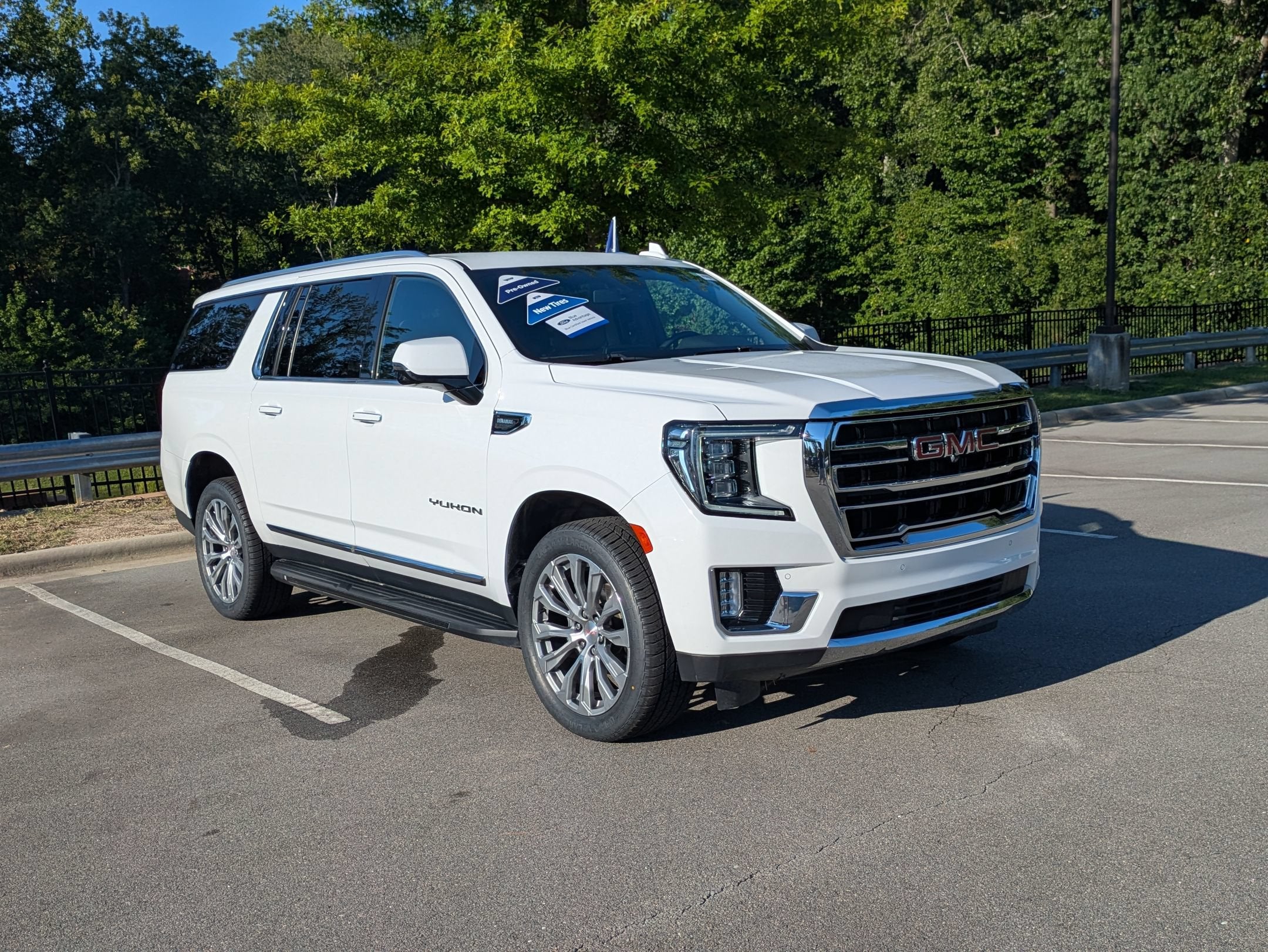 2022 GMC Yukon XL SLT