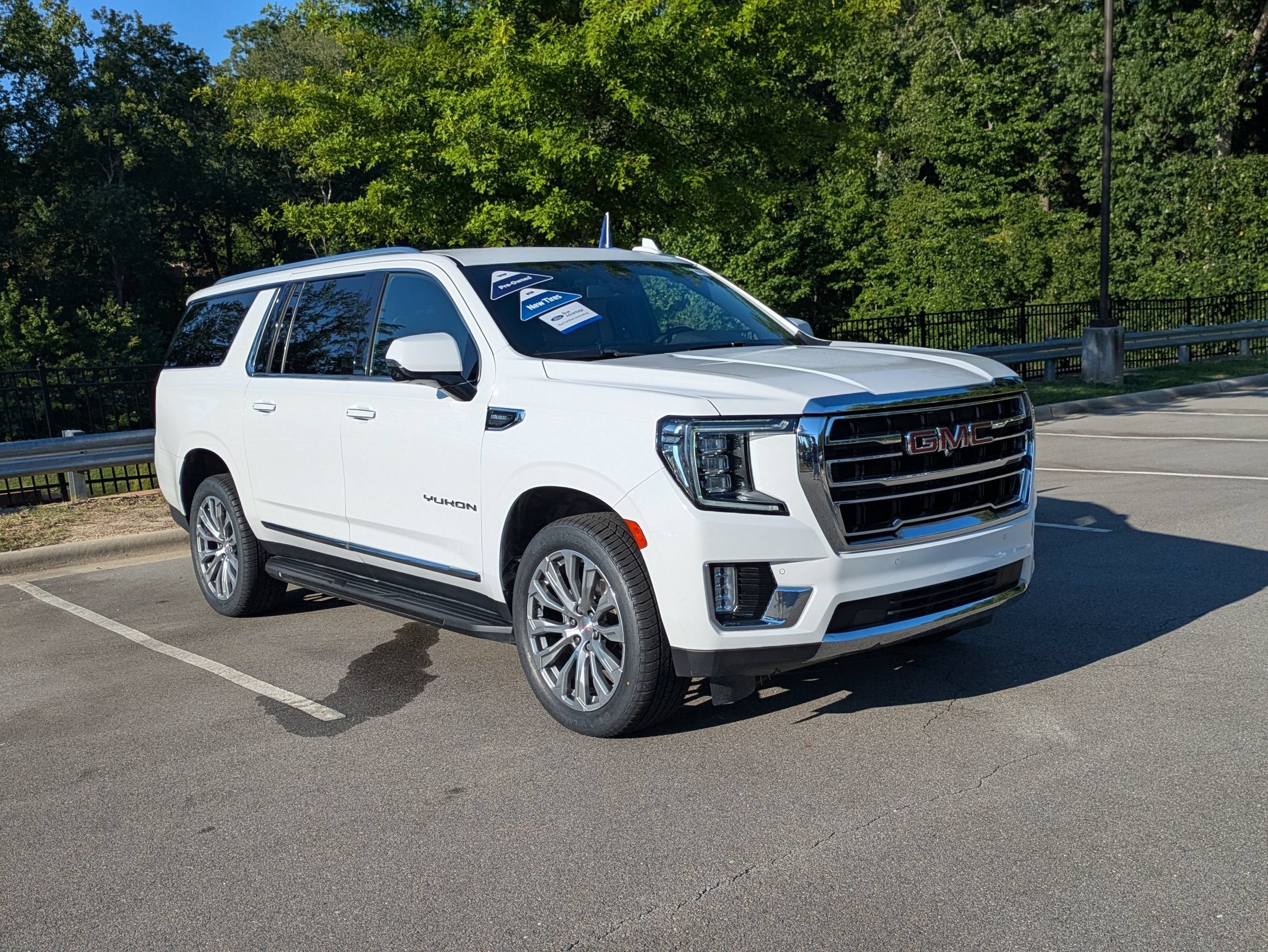 2022 GMC Yukon XL SLT