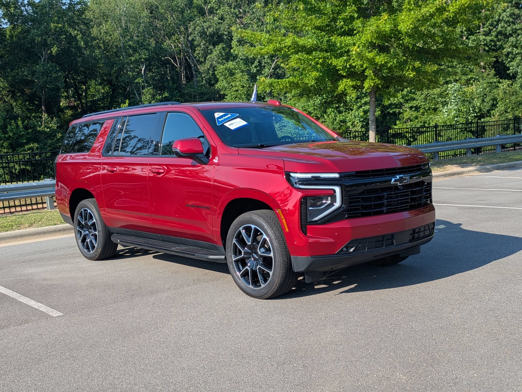 2025 Chevrolet Suburban RST