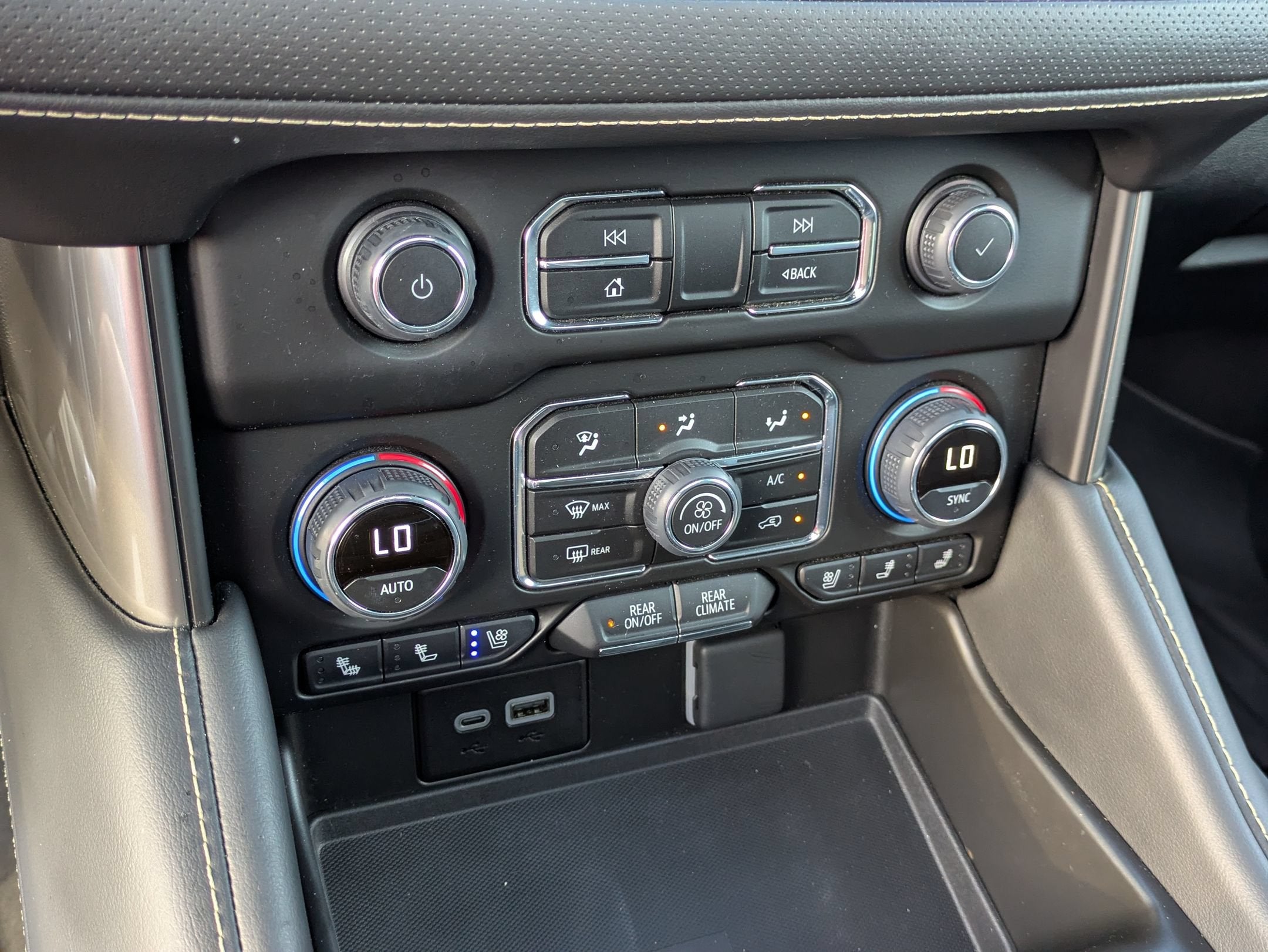 2024 Chevrolet Tahoe Premier