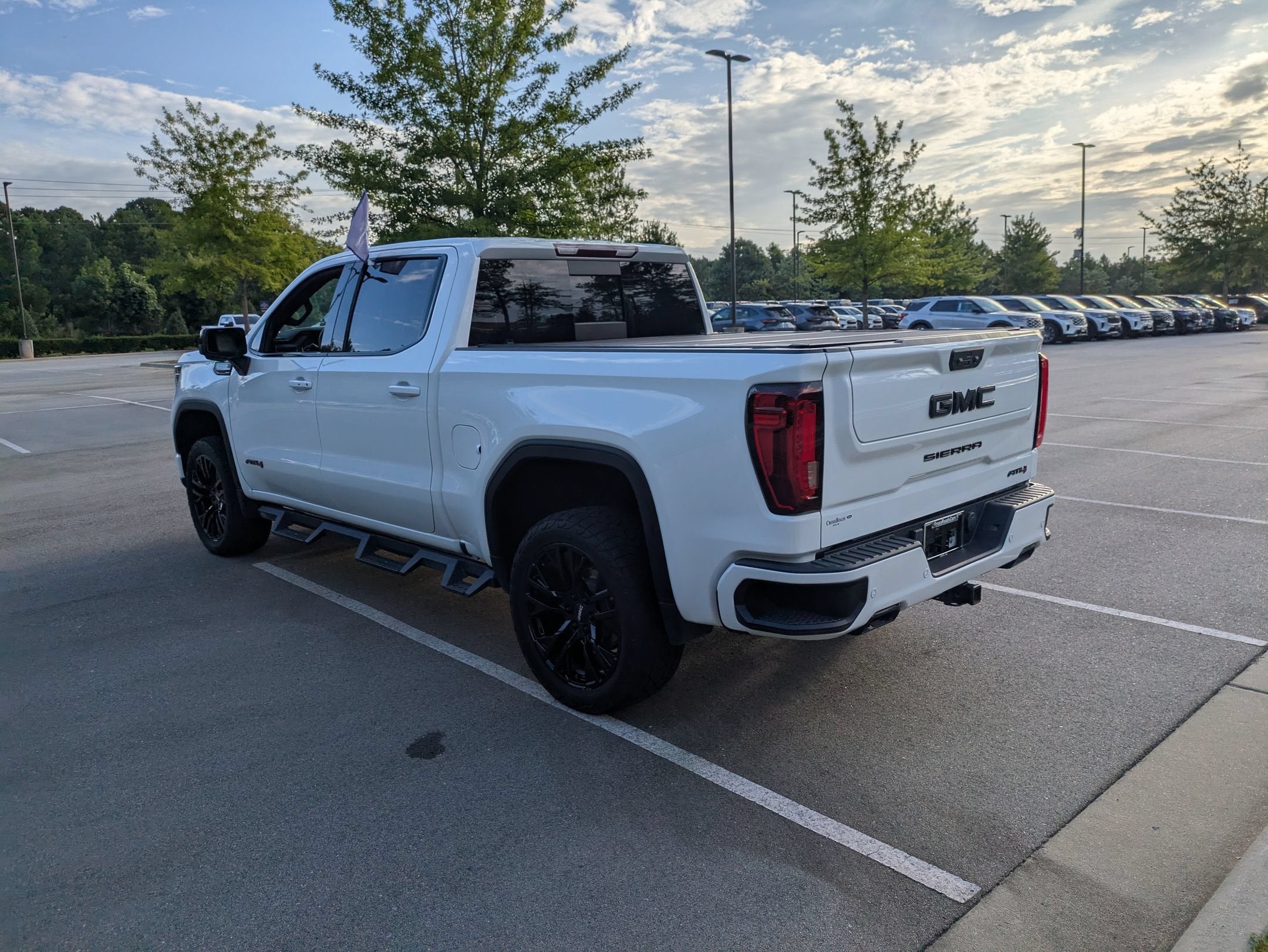 2023 GMC Sierra 1500 AT4