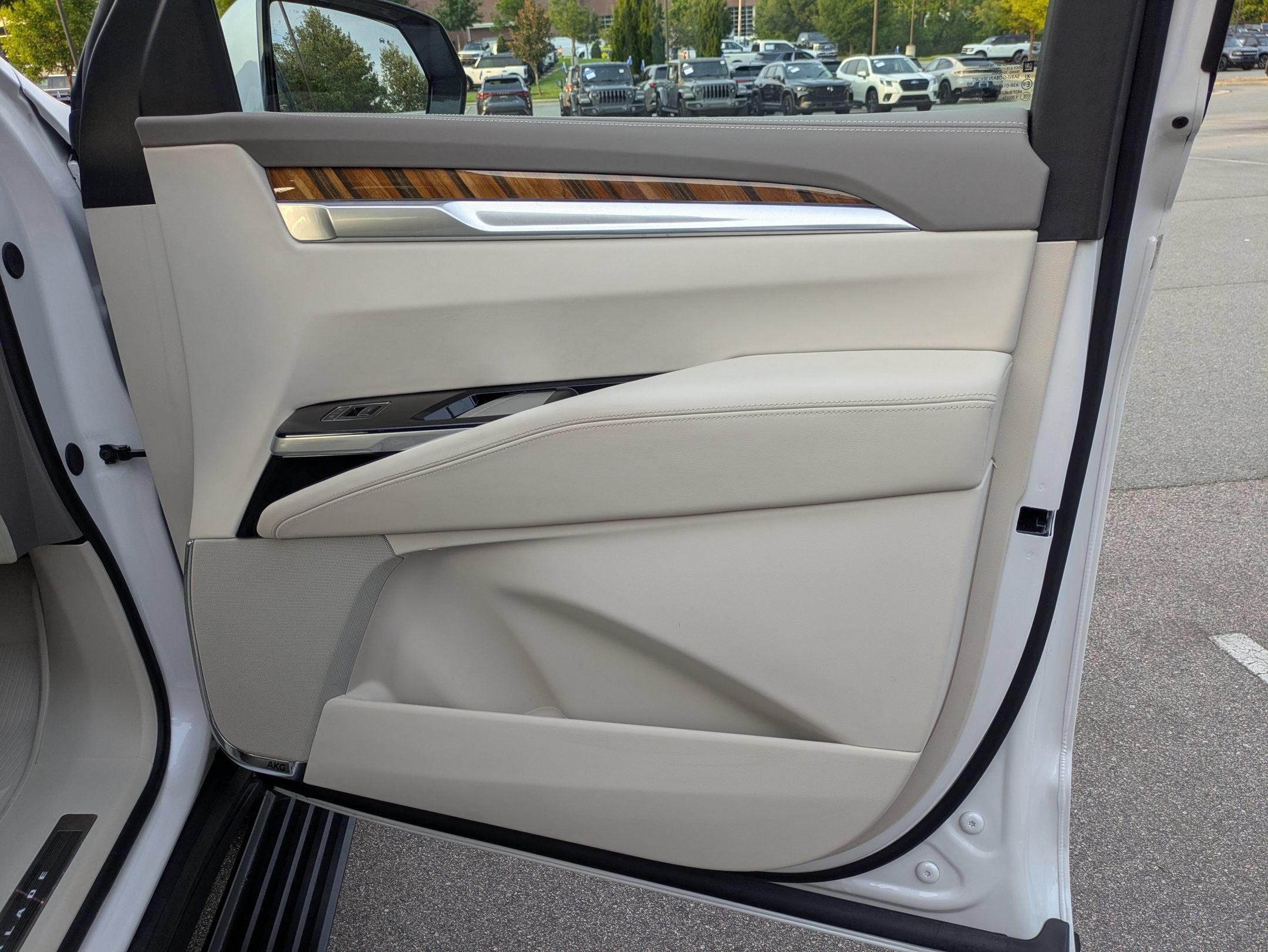 2025 Cadillac Escalade ESV 4WD Sport Platinum