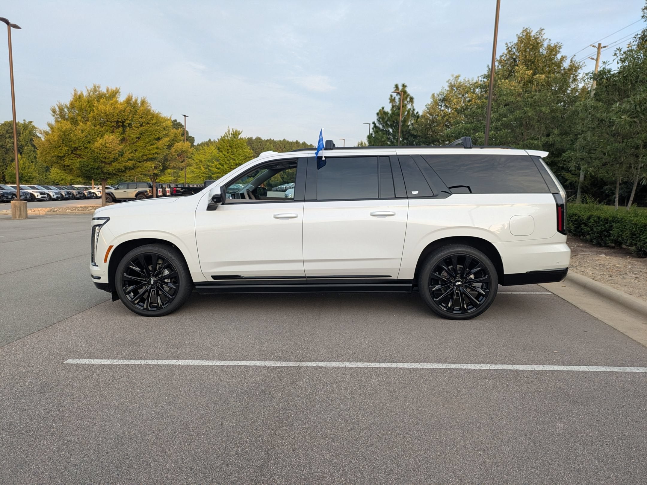 2025 Cadillac Escalade ESV 4WD Sport Platinum