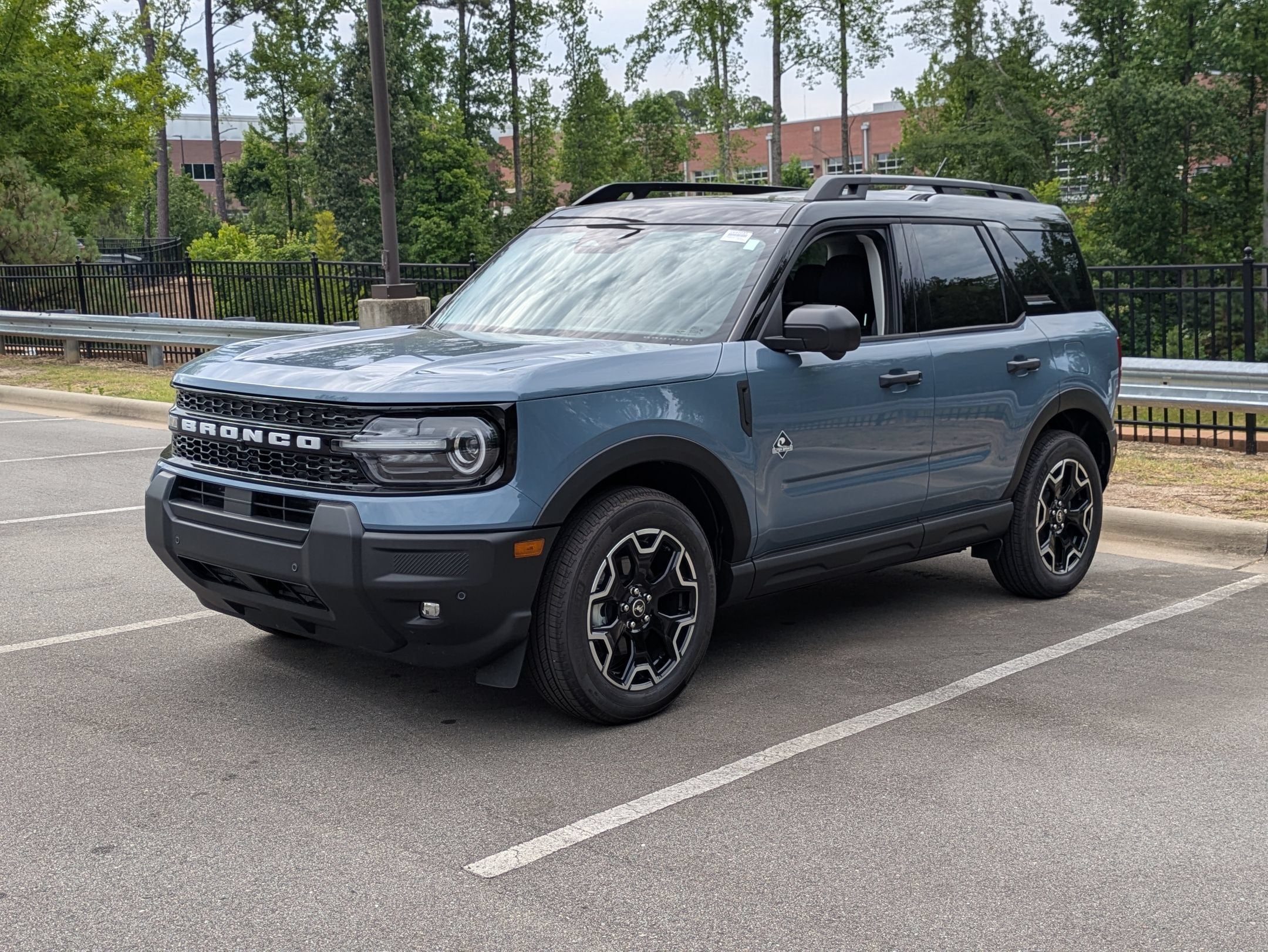 2026 Ford Bronco Sport Outer Banks - Crossroads Courtesy Demo