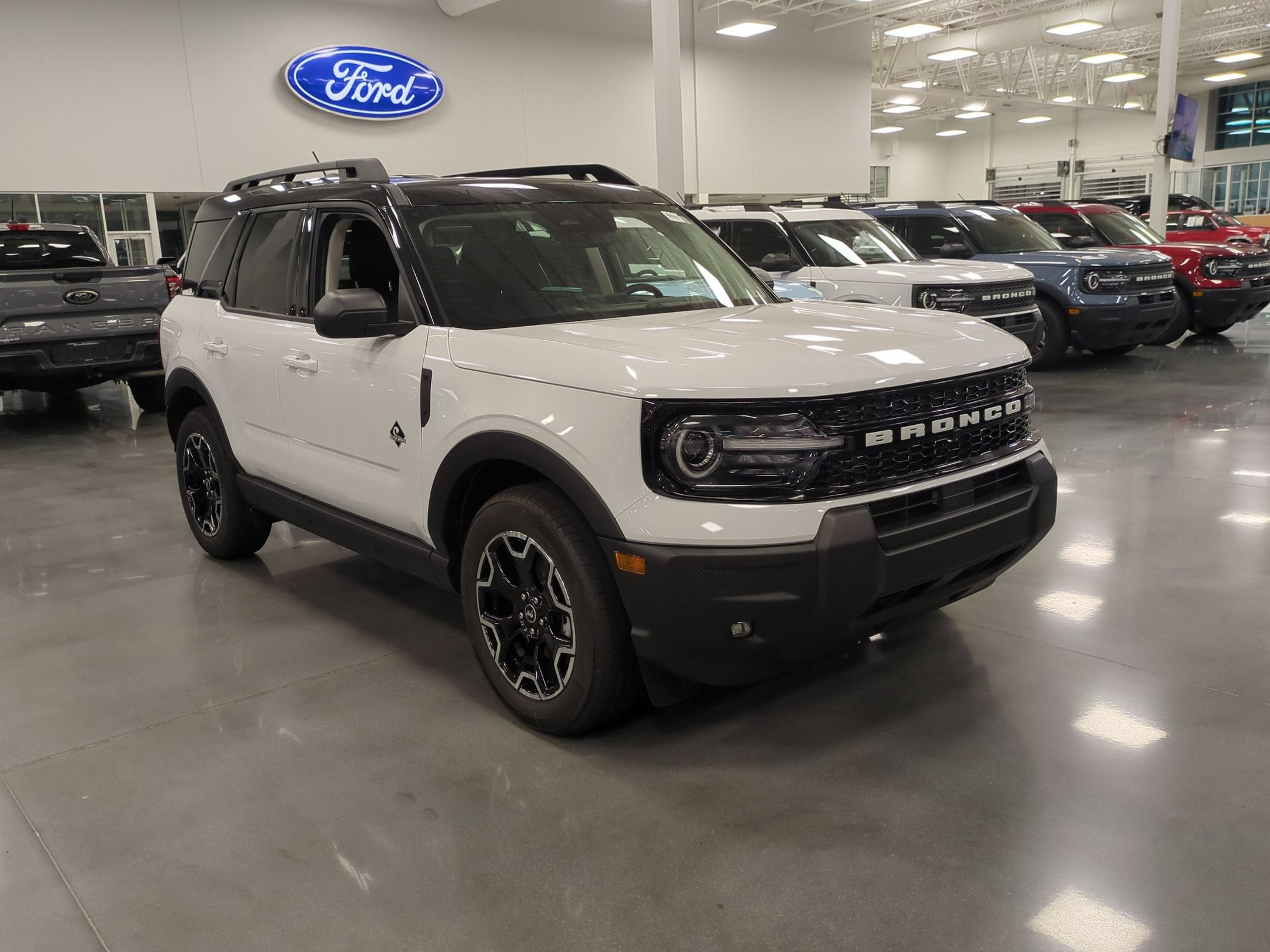 2026 Ford Bronco Sport Outer Banks - Crossroads Courtesy Demo