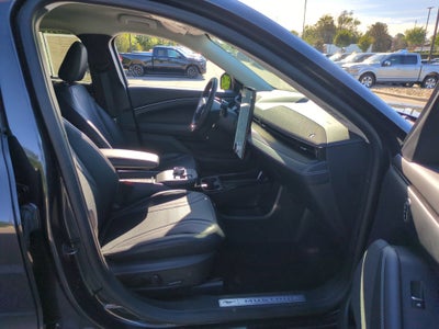 2022 Ford Mustang Mach-E Premium