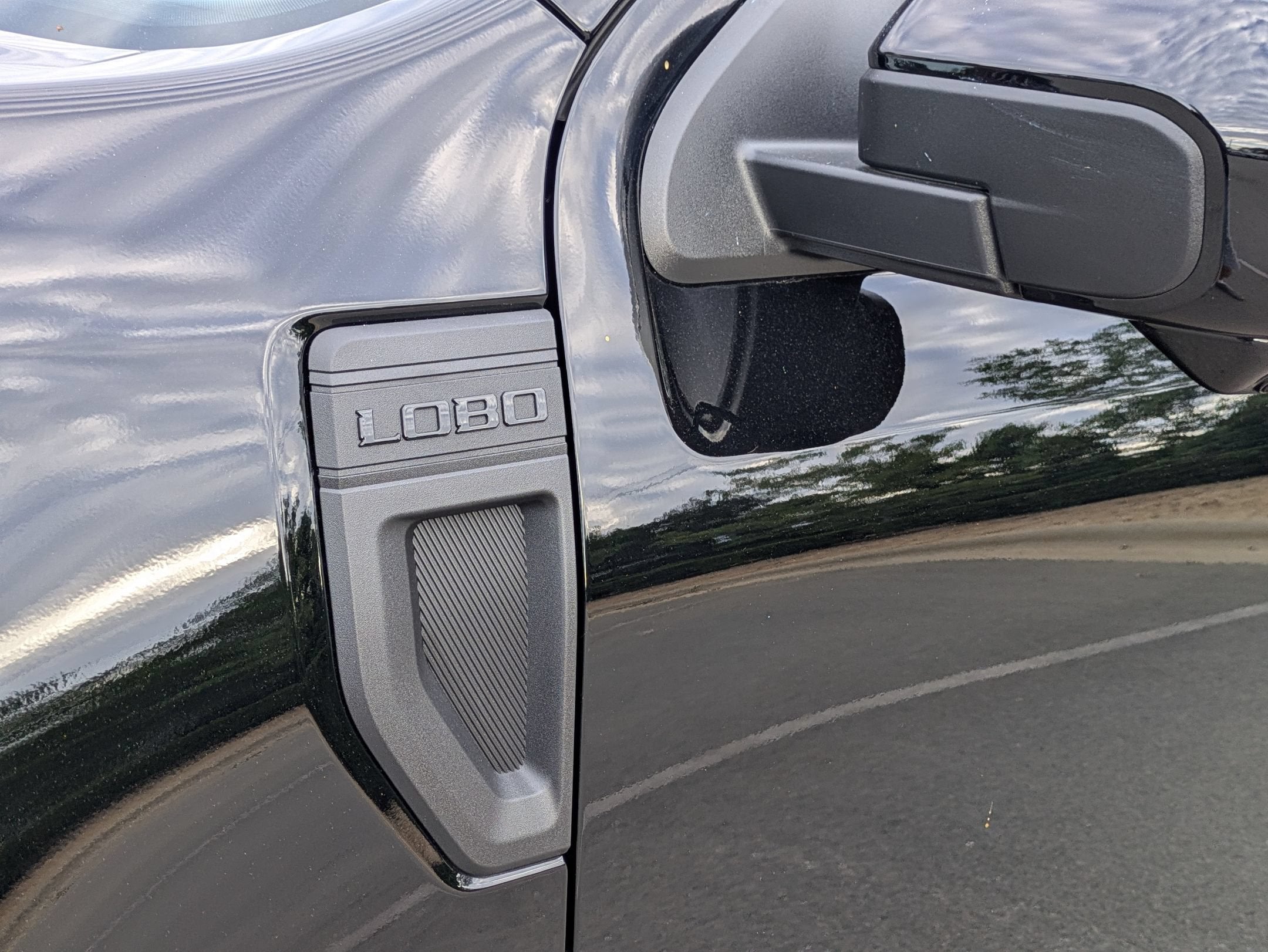 2026 Ford Maverick Lobo High - Crossroads Courtesy Demo