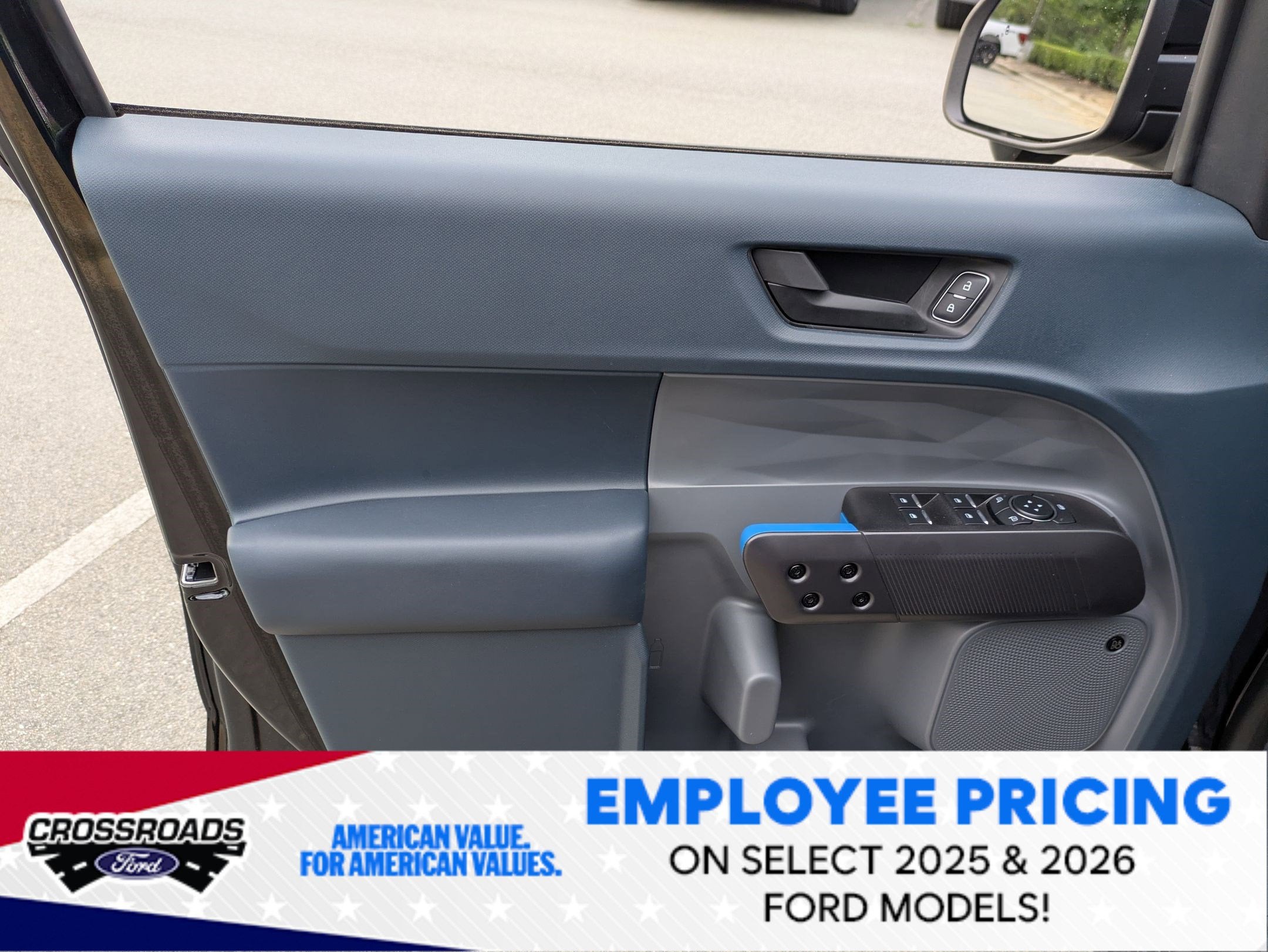 2026 Ford Maverick Lobo High - Crossroads Courtesy Demo