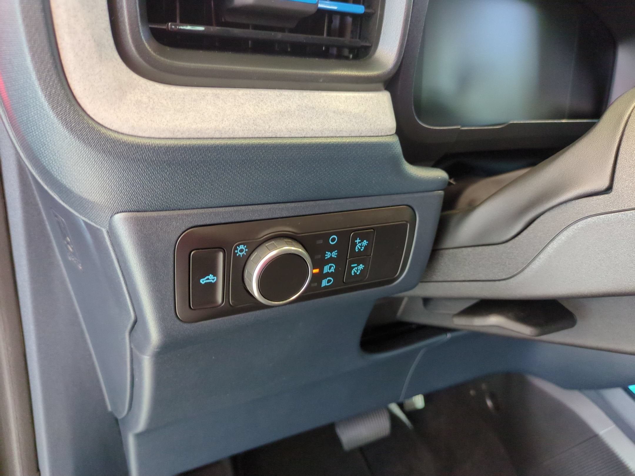 2026 Ford Maverick XLT - Crossroads Courtesy Demo