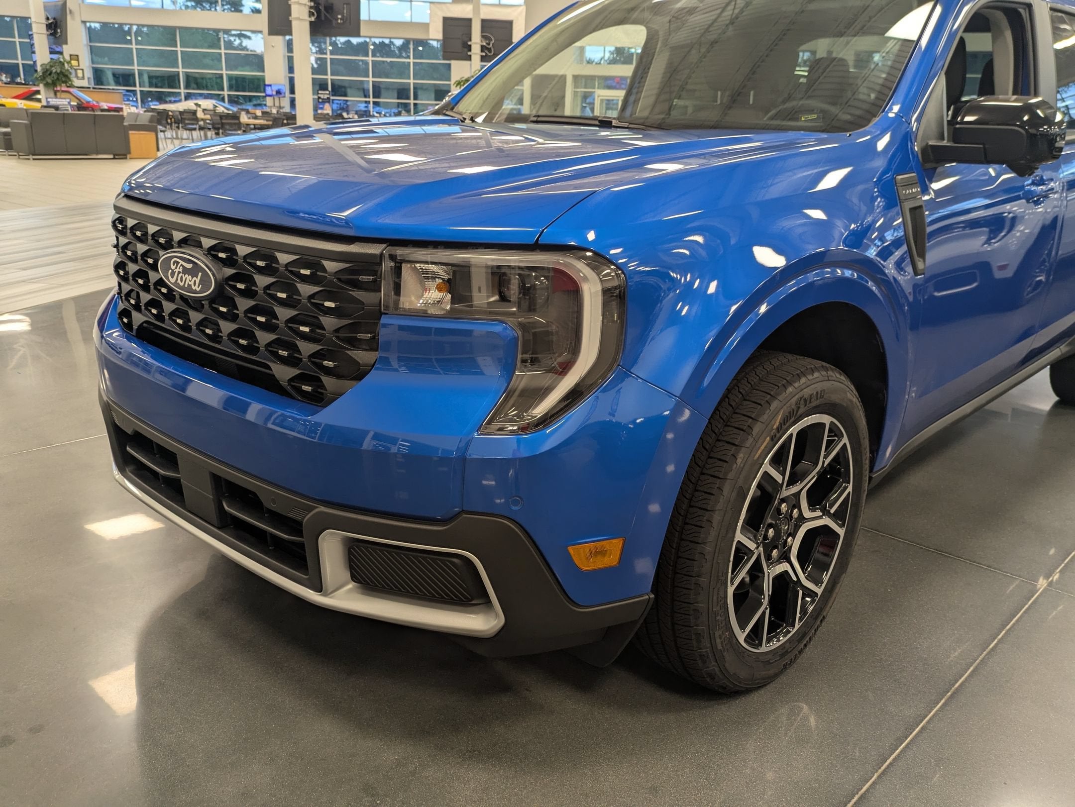 2026 Ford Maverick LARIAT