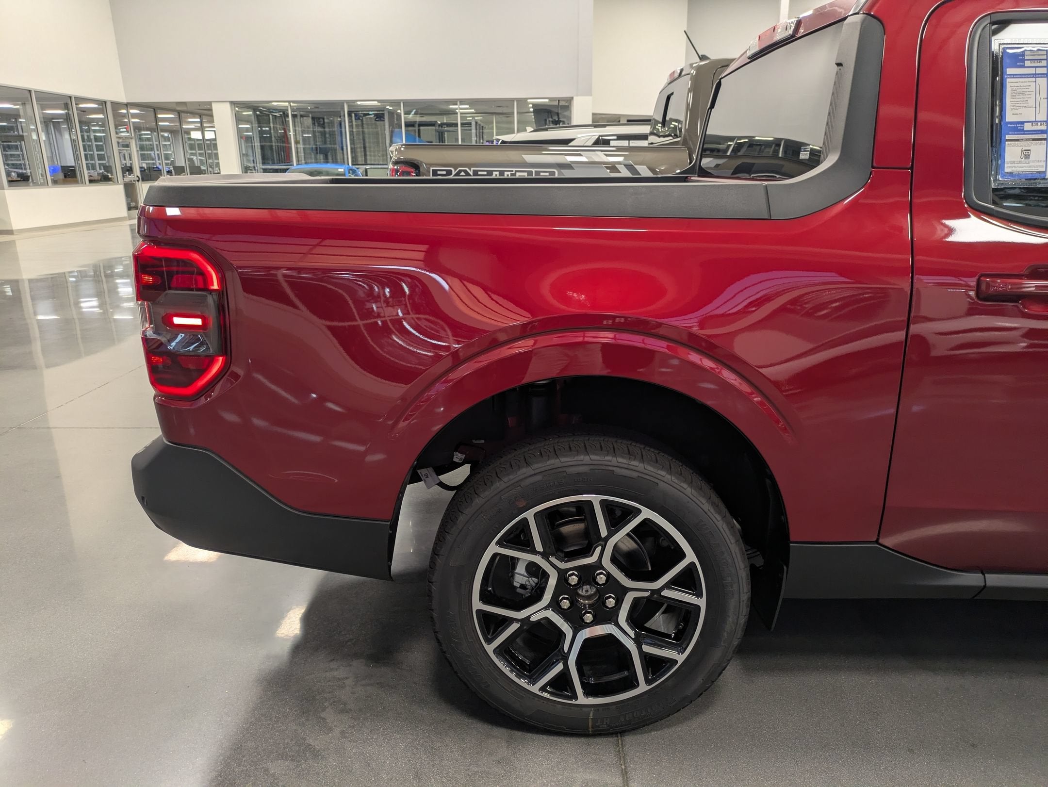 2026 Ford Maverick LARIAT