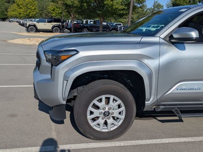 2025 Toyota Tacoma 4WD SR5