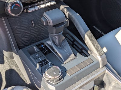 2025 Toyota Tacoma 4WD SR5