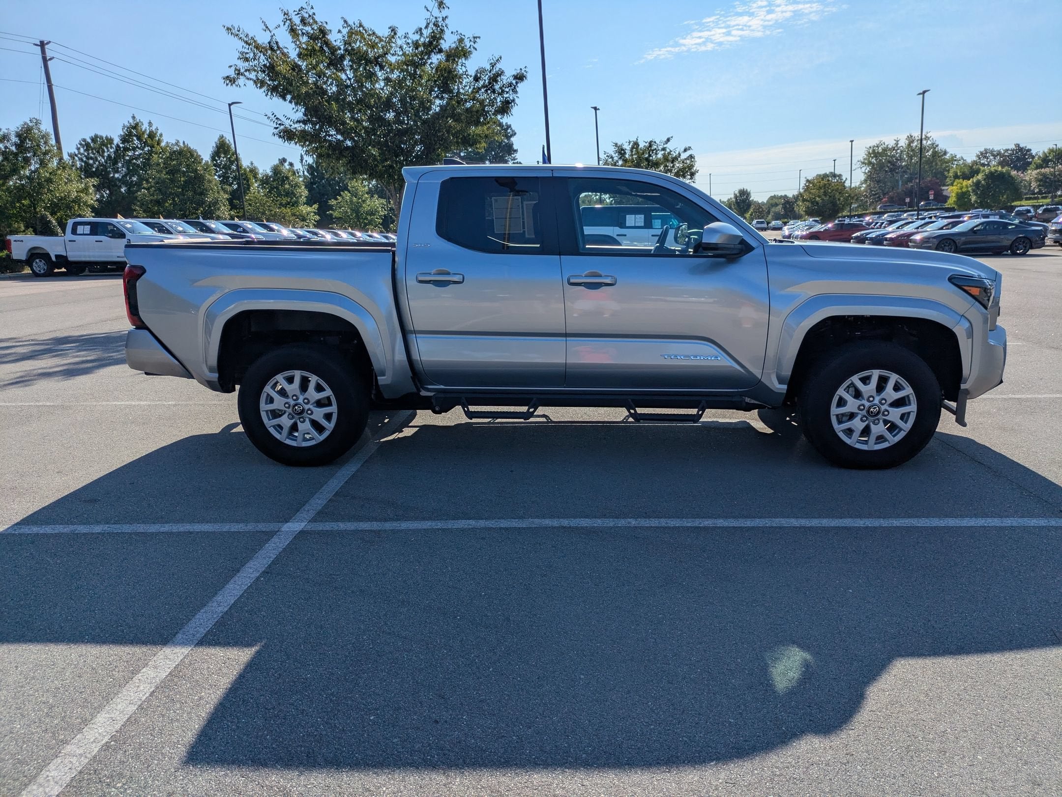 2025 Toyota Tacoma 4WD SR5