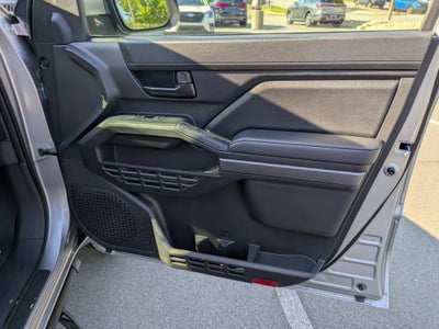 2025 Toyota Tacoma 4WD SR5