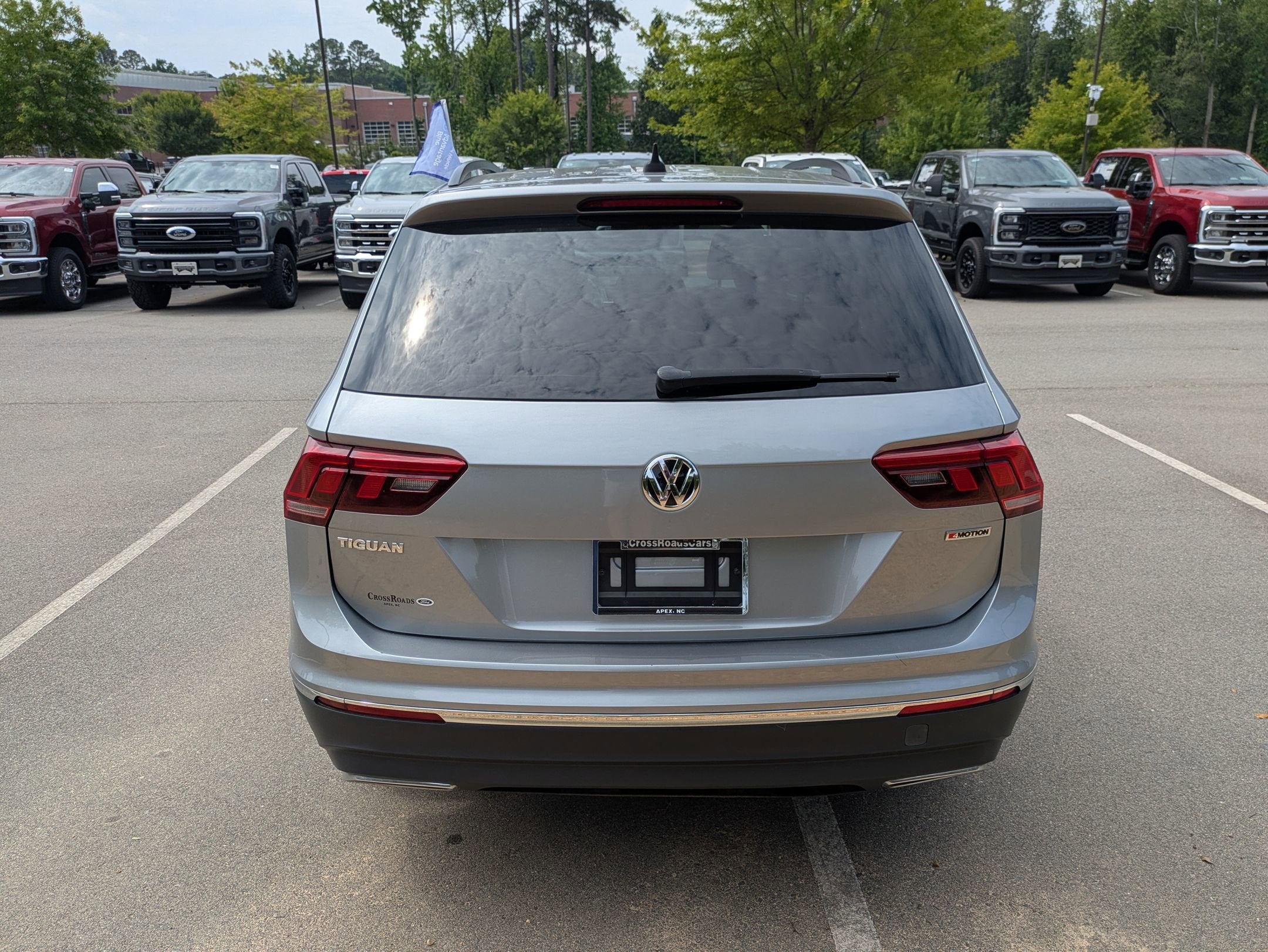 2020 Volkswagen Tiguan SE