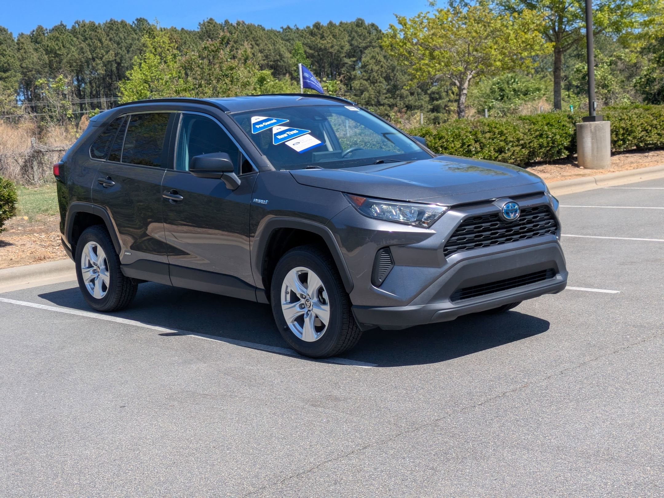2021 Toyota RAV4 Hybrid LE