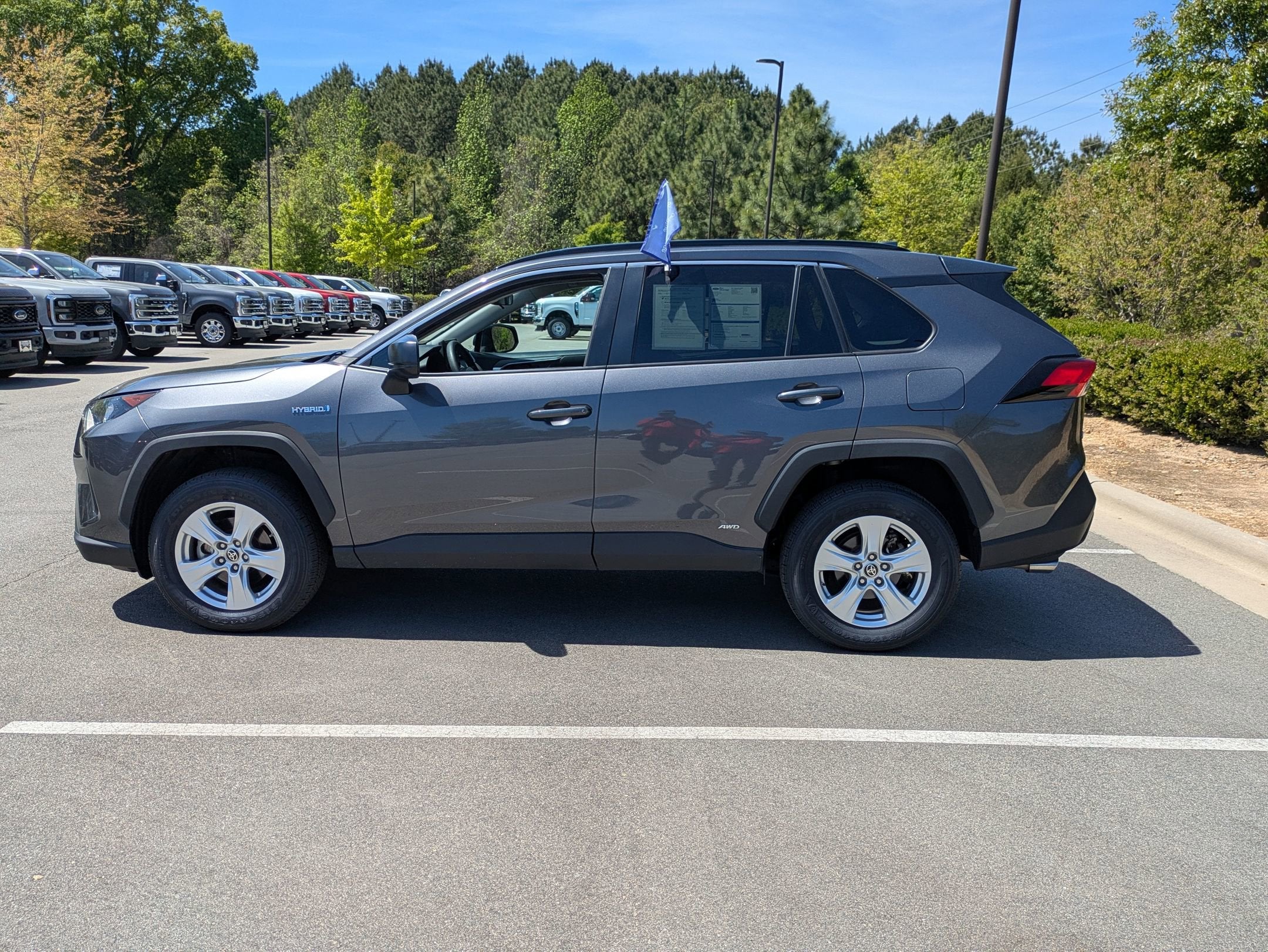 2021 Toyota RAV4 Hybrid LE