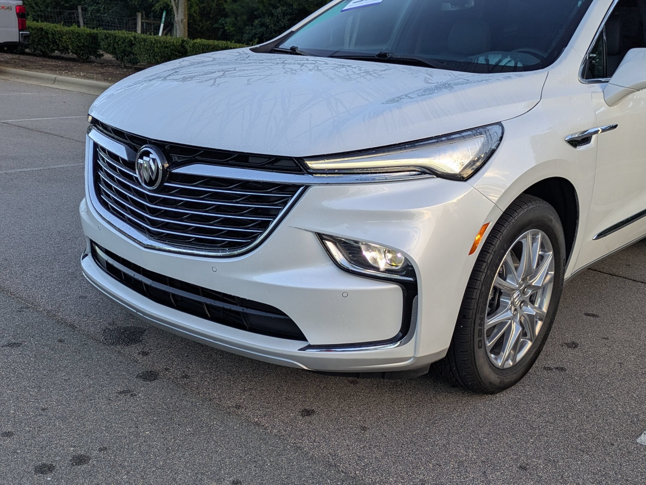 2024 Buick Enclave Essence