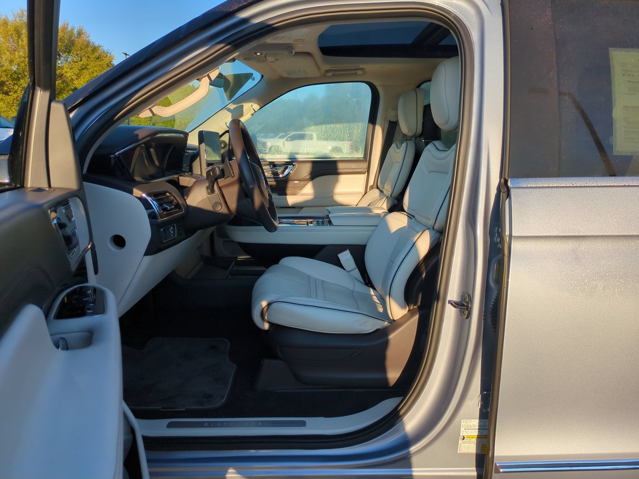 2024 Lincoln Navigator Black Label