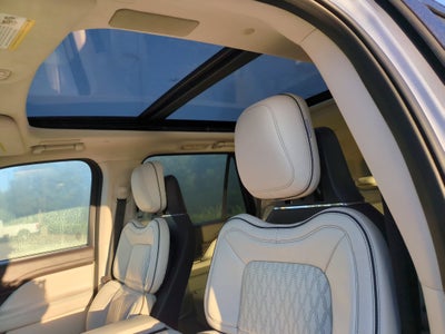 2024 Lincoln Navigator Black Label