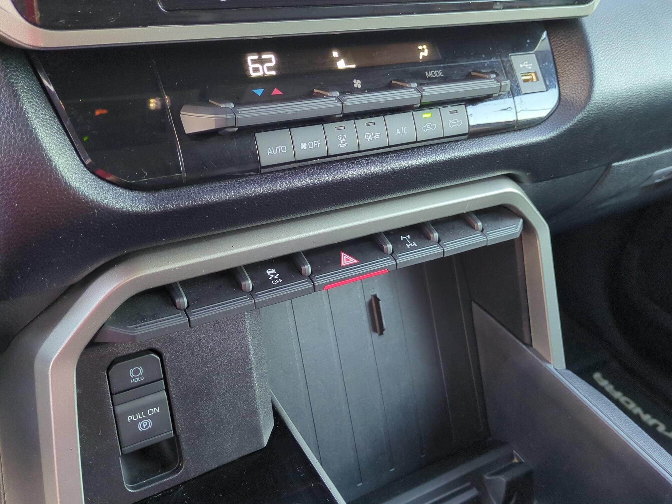 2023 Toyota Tundra 4WD SR5
