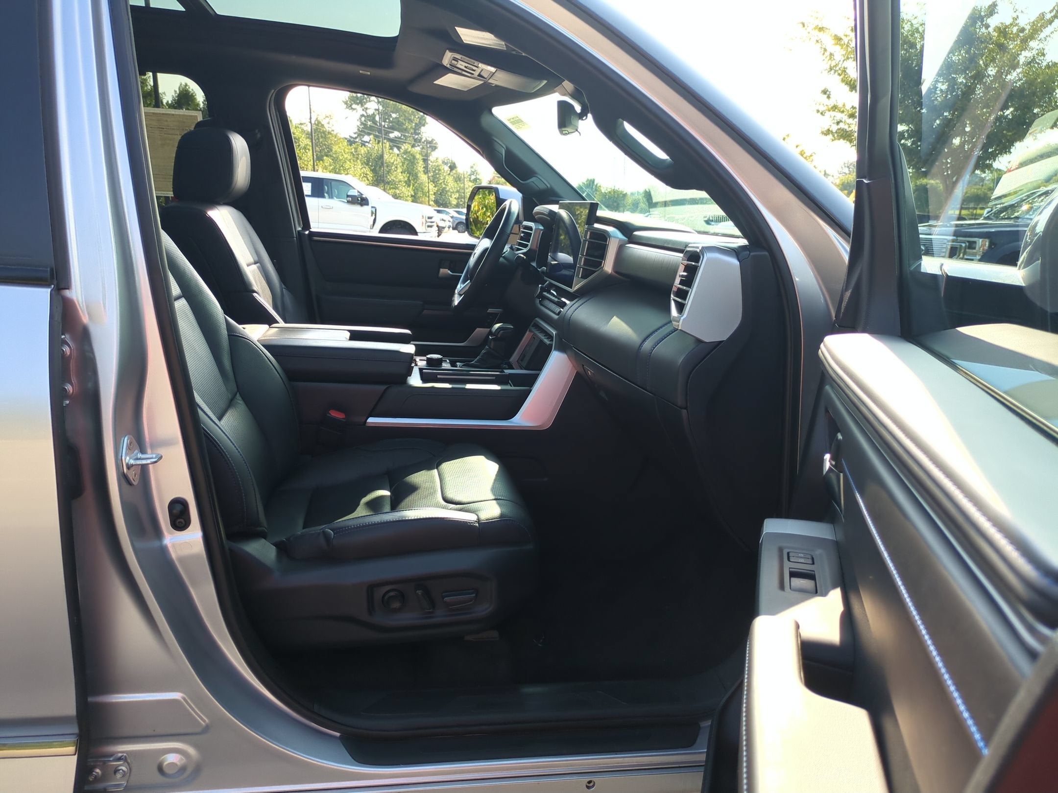 2025 Toyota Tundra 4WD Platinum