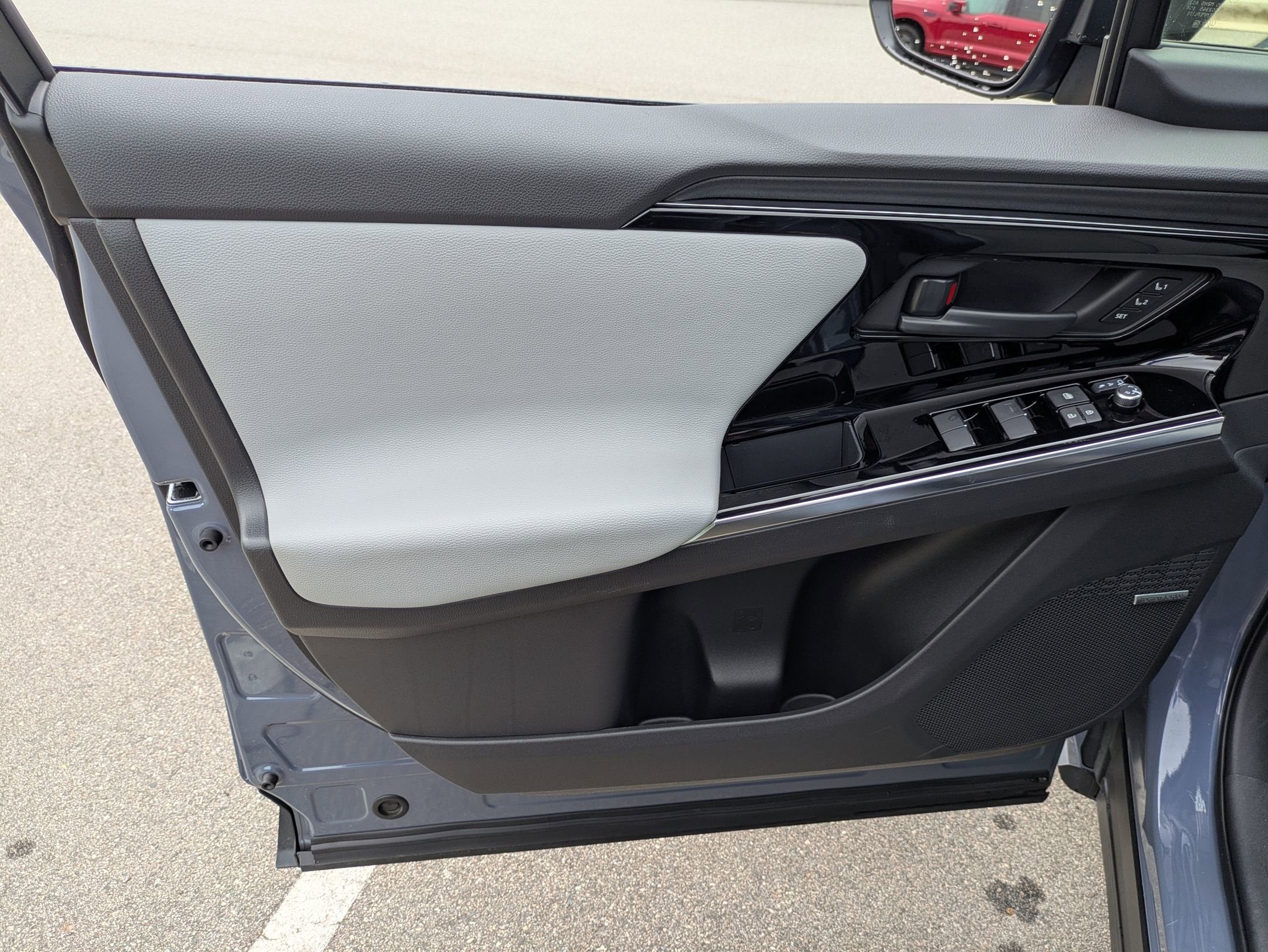 2023 Subaru Solterra Touring